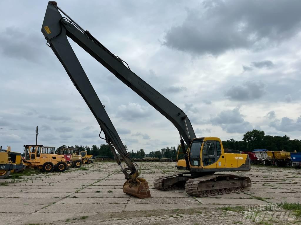 Volvo EC 240 LR Bageri dugog dosega