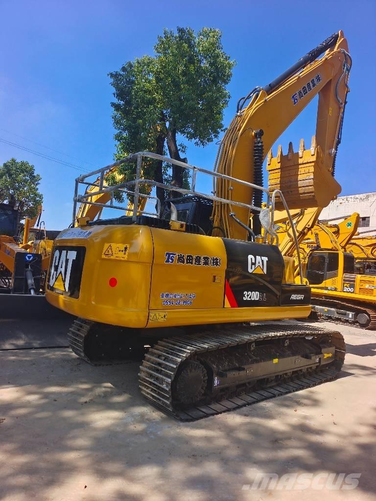 CAT 320D2L Bageri gusjeničari