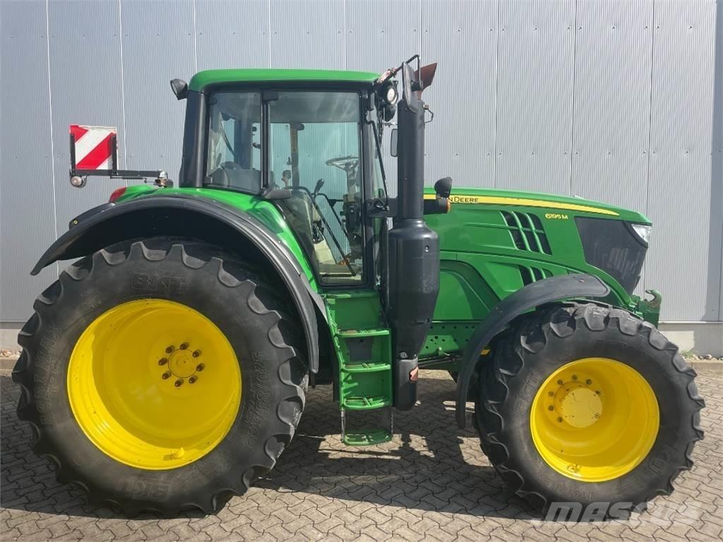 John Deere 6195M Traktori