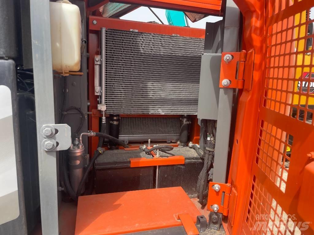 Hitachi ZX 70 Bageri gusjeničari