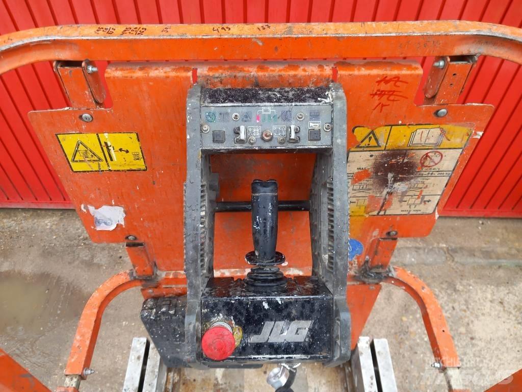 JLG 2030 ES Škaraste platforme