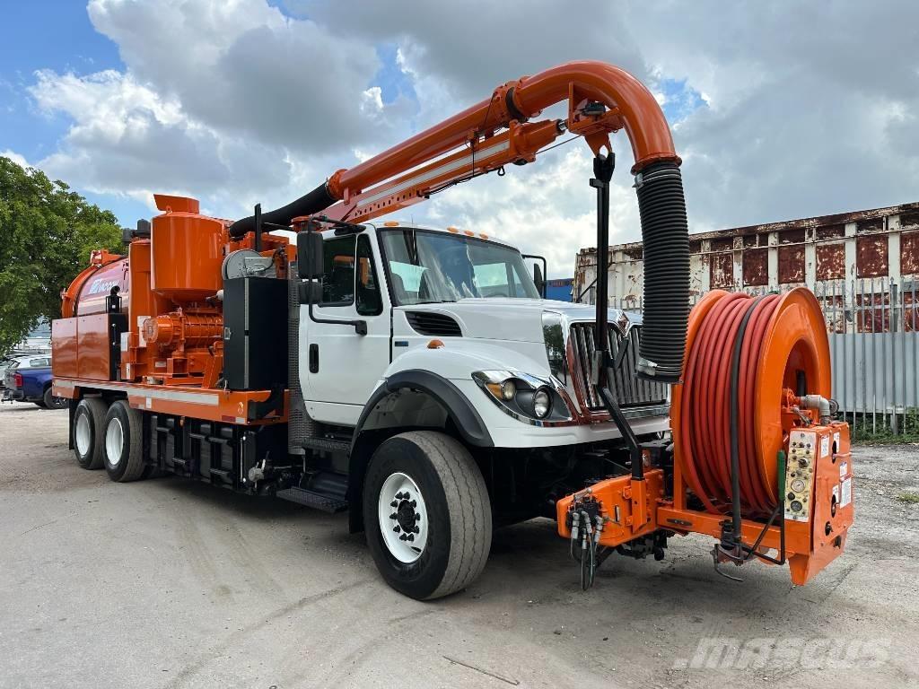 International 7400 Kombiji / vakuumski kamioni