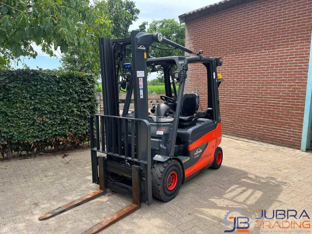 Linde E25-01 Električni viličari