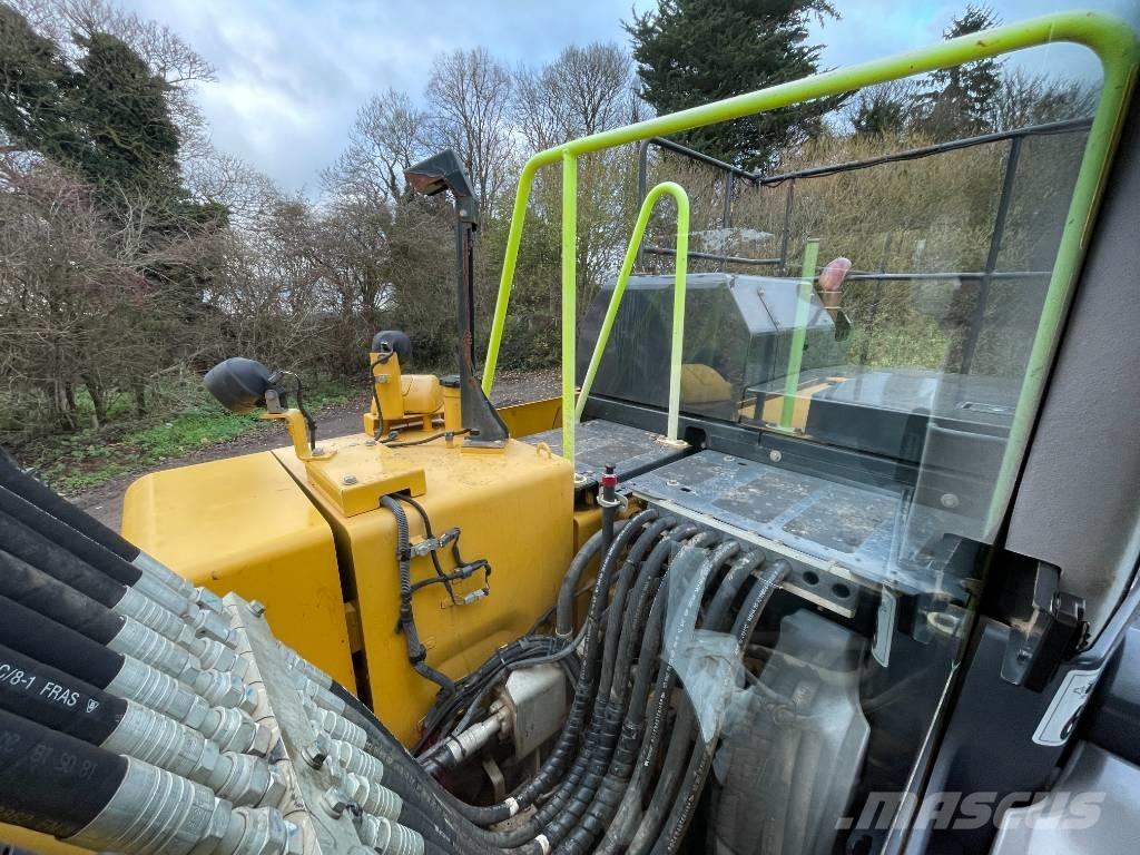 Komatsu PW 180-11 Bageri na kotačima