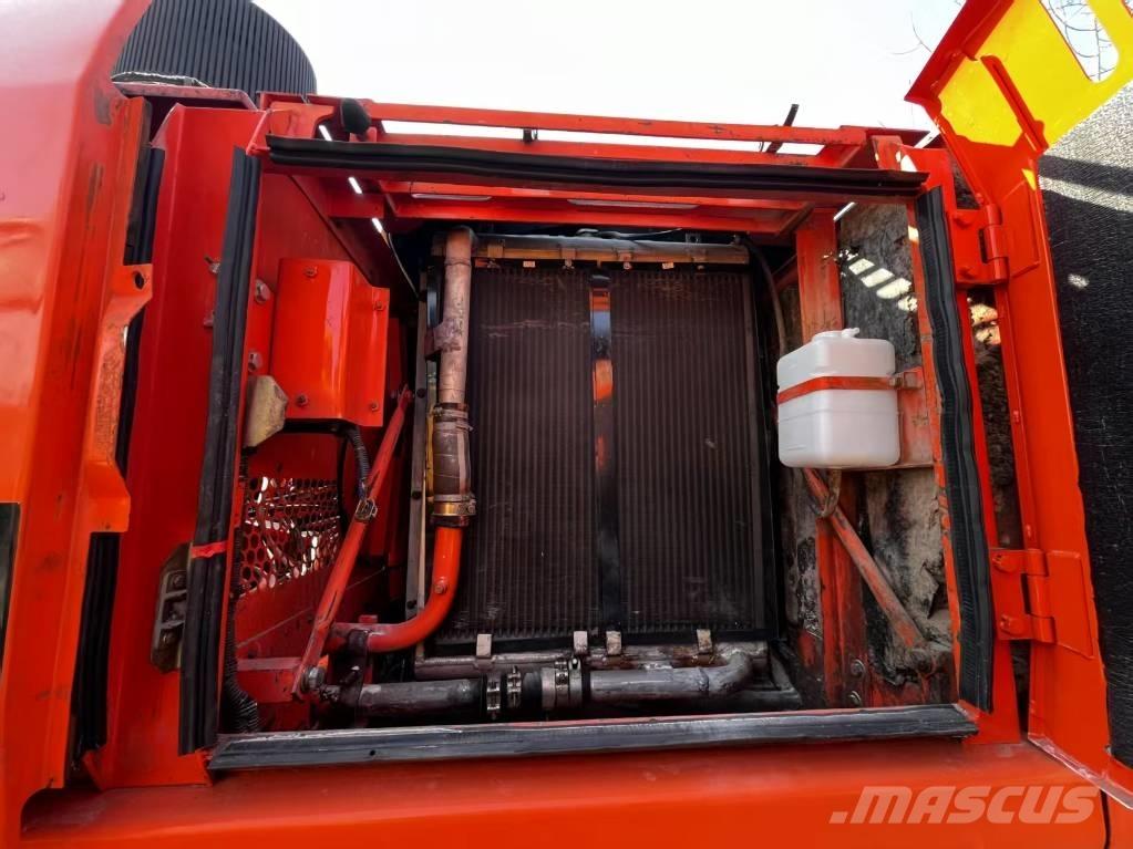 Doosan DH225 LC-7 Bageri gusjeničari