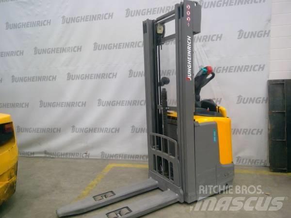 Jungheinrich ERC 212 Samopogonski ručni viličari