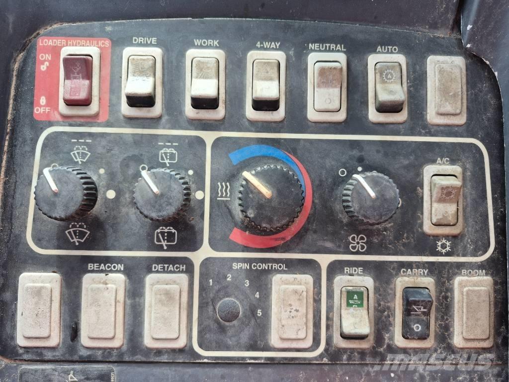 John Deere 444 H Utovarivači na kotačima