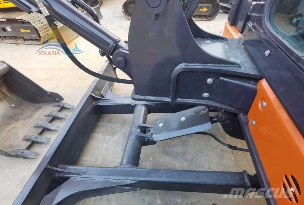 Hitachi ZX55USR Mini bageri <7t