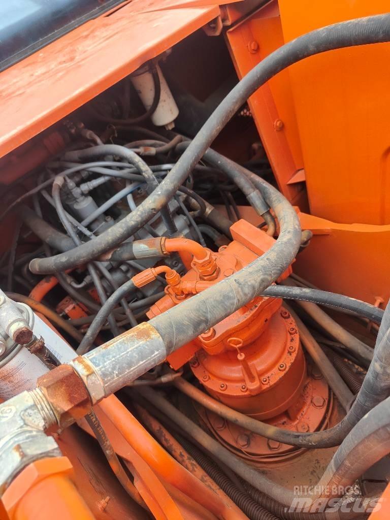 Doosan 220 LC-7 Bageri gusjeničari