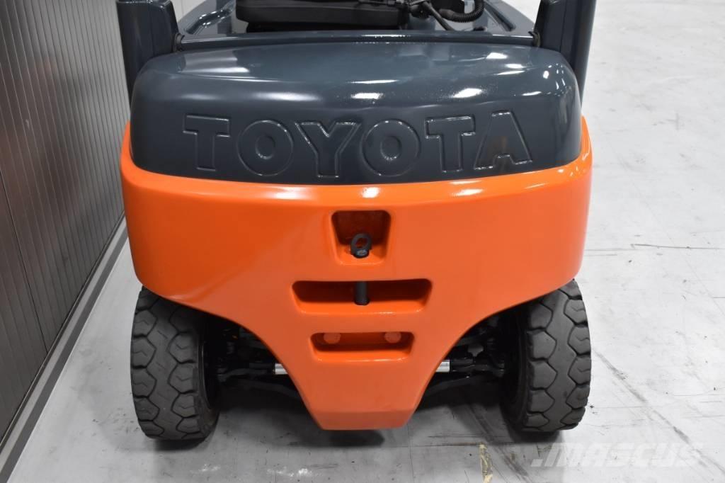 Toyota 8FBMK16T Električni viličari