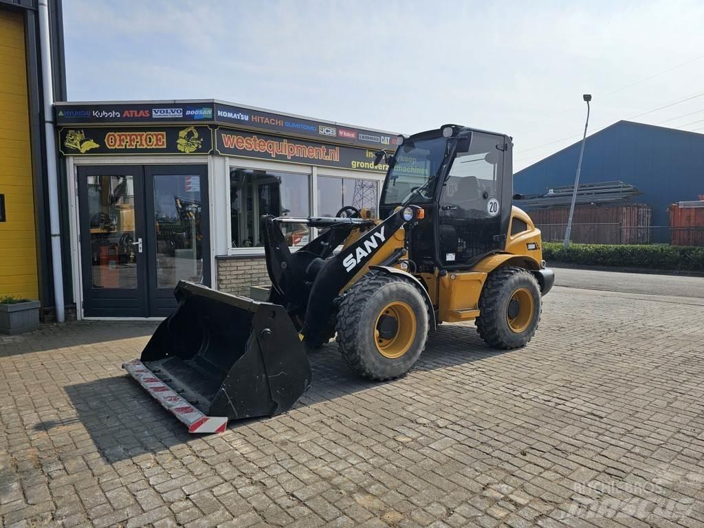 Venieri VF1201 Utovarivači na kotačima