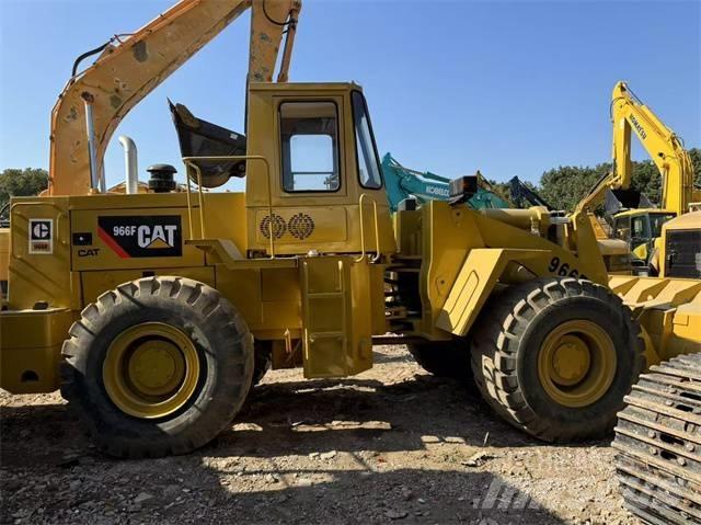 CAT 966 F Utovarivači na kotačima