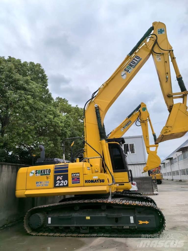 Komatsu PC 220-8 Bageri gusjeničari
