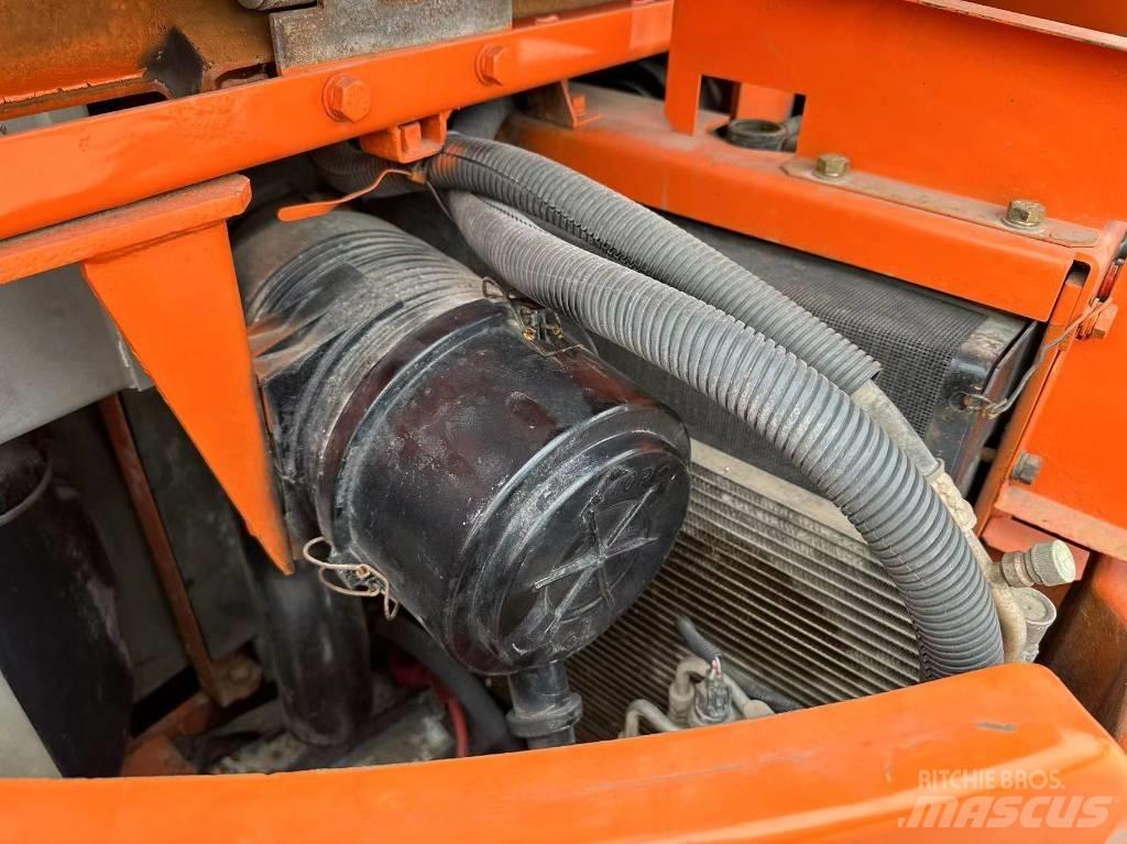 Hitachi ZX 75 US Midi bageri 7t – 12t