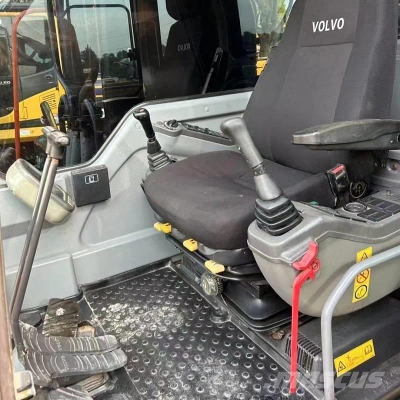Volvo EC300 Bageri gusjeničari