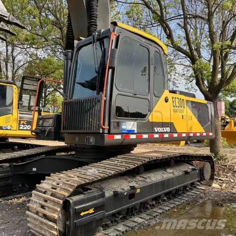 Volvo EC300 Bageri gusjeničari