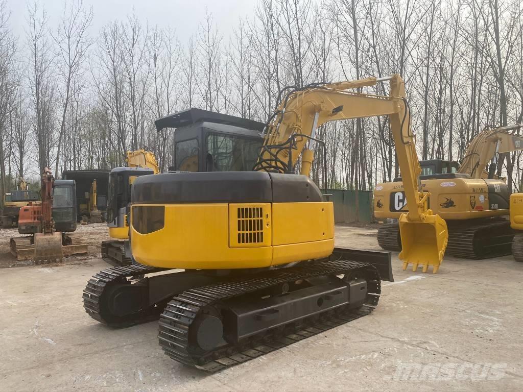 Komatsu PC128US Bageri gusjeničari