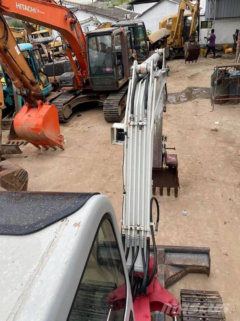 Takeuchi TB150C Bageri gusjeničari