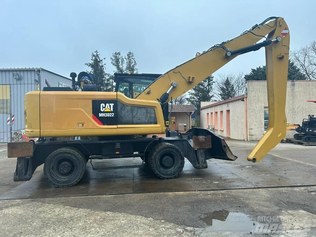 CAT MH3022 Bageri na kotačima