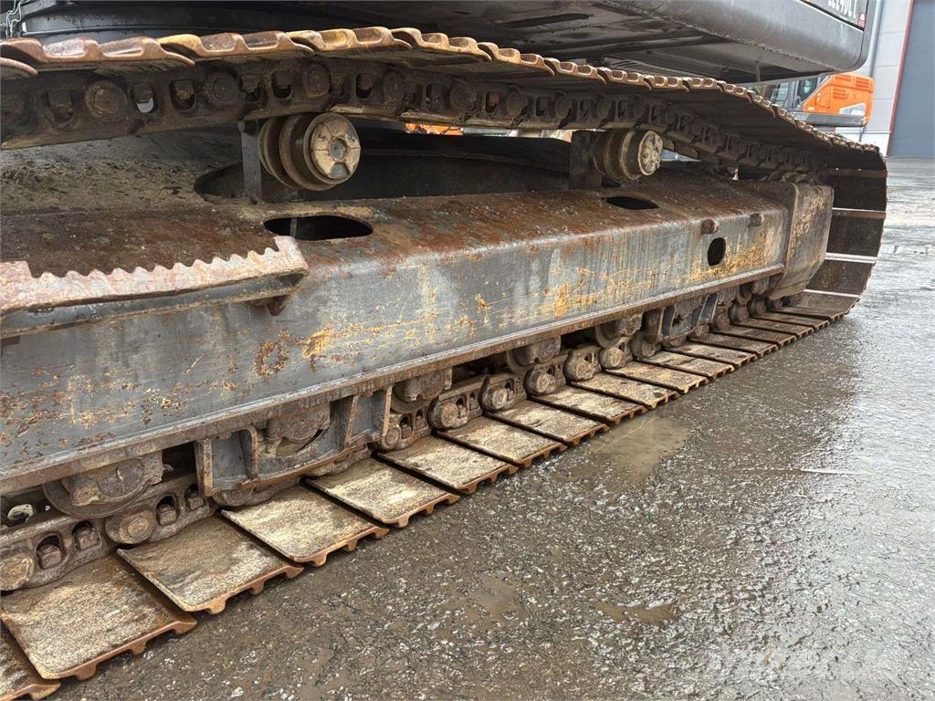 Volvo EC240 CL Bageri gusjeničari