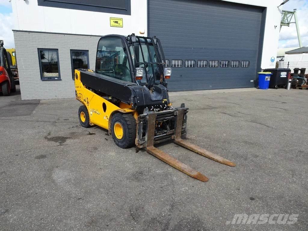 JCB TLT30 Teleskopski viličari