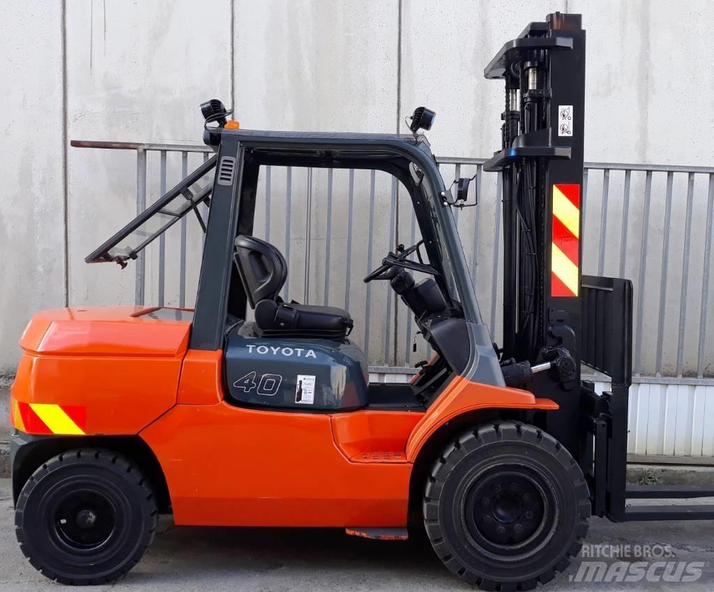Toyota 7 FD 40 Dizelski viličari