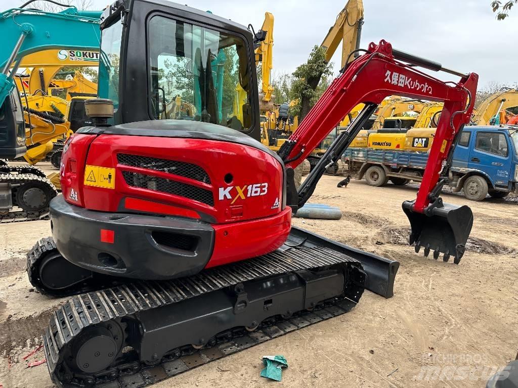 Kubota 163 Bageri gusjeničari