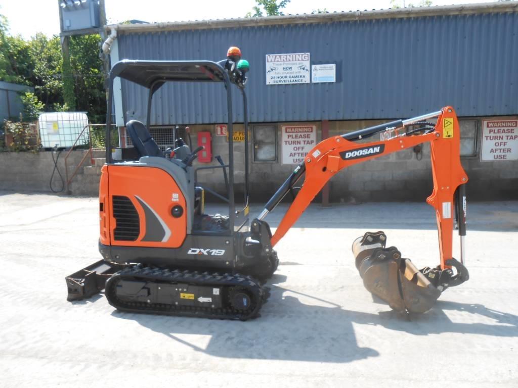 Doosan DX 19 Mini bageri <7t