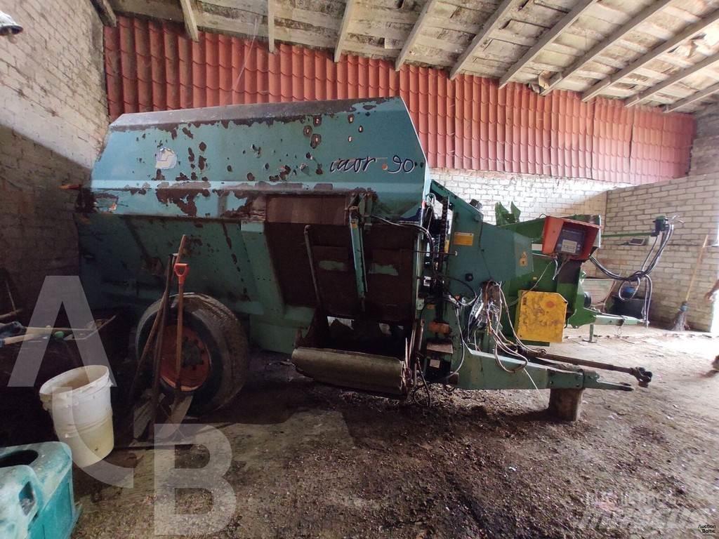  Labrador MT90 Mikser hranilice