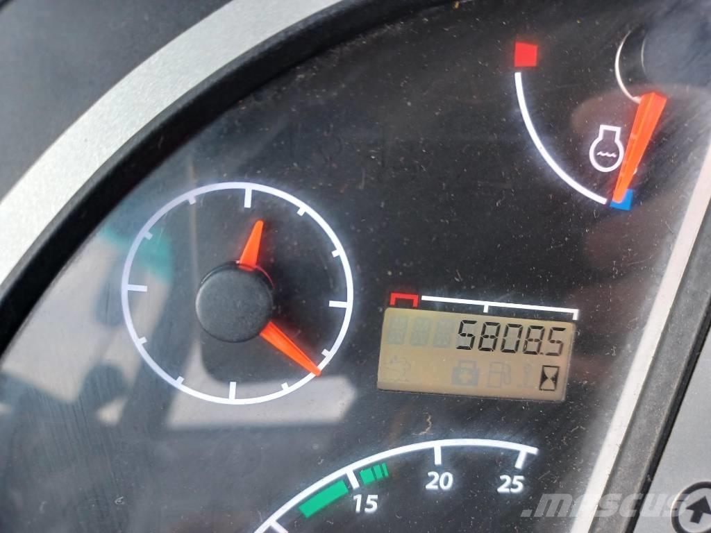 JCB 3 CX Utovarni rovokopači