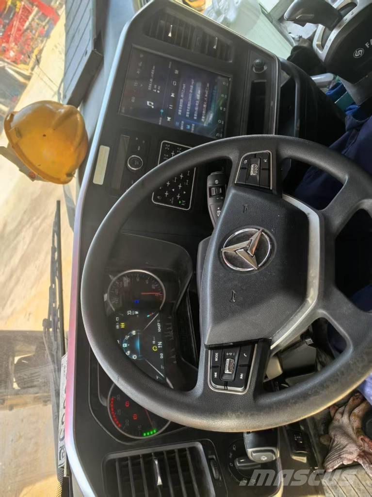 Sany SAC3000C8-8 Rabljene dizalice za težak teren