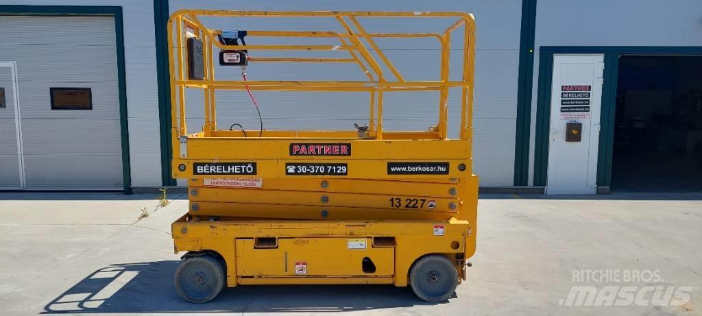 Haulotte Compact 10 Škaraste platforme
