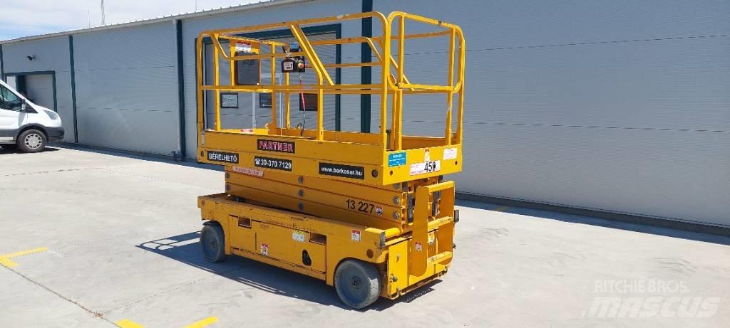 Haulotte Compact 10 Škaraste platforme