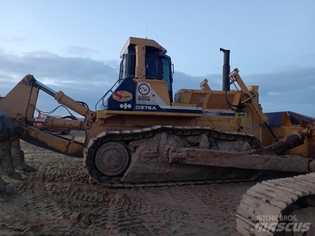 Komatsu D 375 A-2 Buldožeri gusjeničari