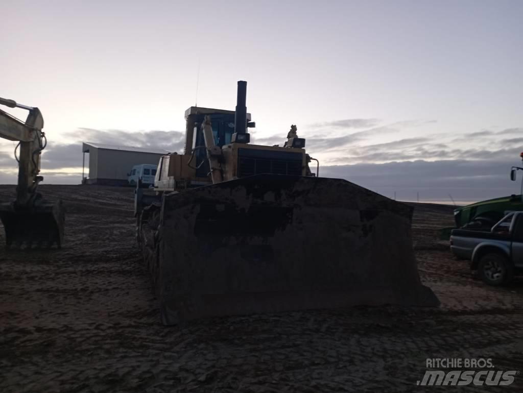 Komatsu D 375 A-2 Buldožeri gusjeničari