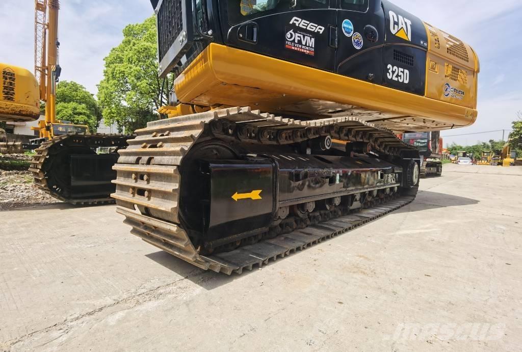 CAT 325 D Bageri gusjeničari