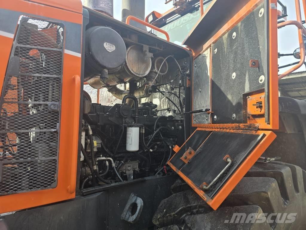 Doosan DL 300-5 Utovarivači na kotačima