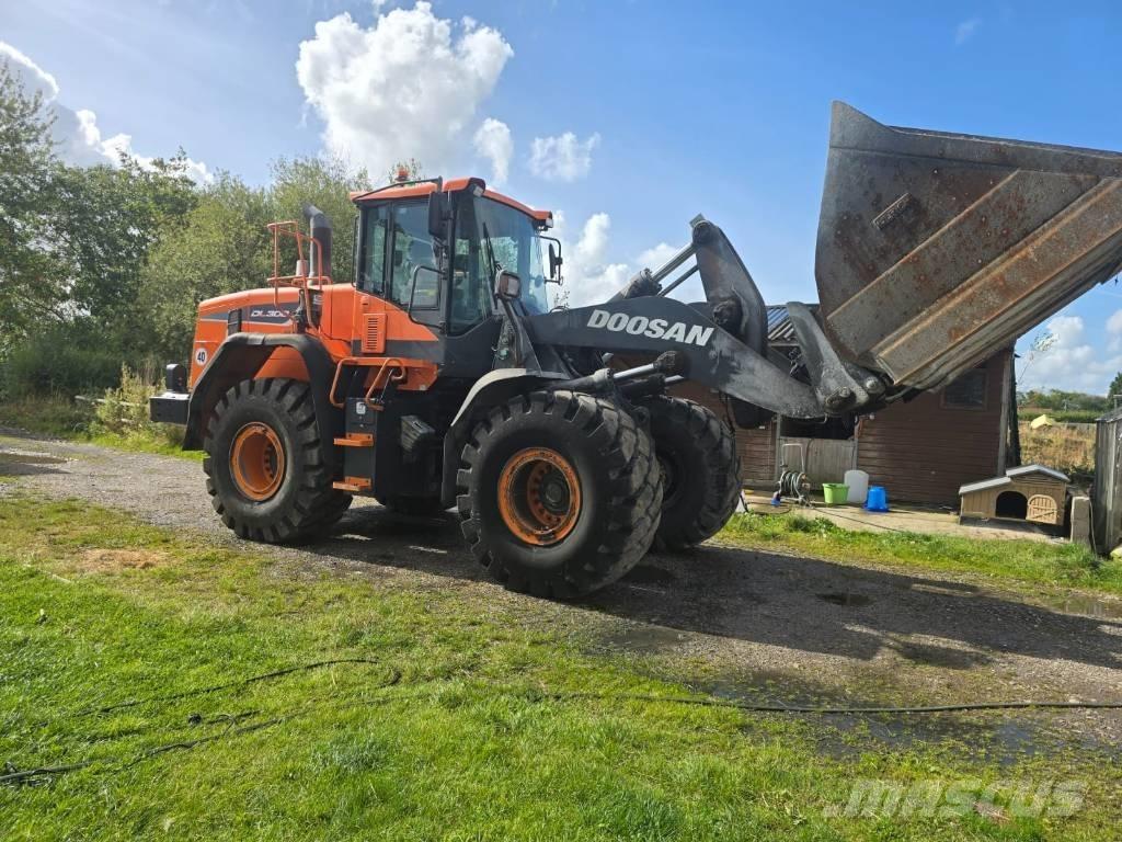 Doosan DL 300-5 Utovarivači na kotačima
