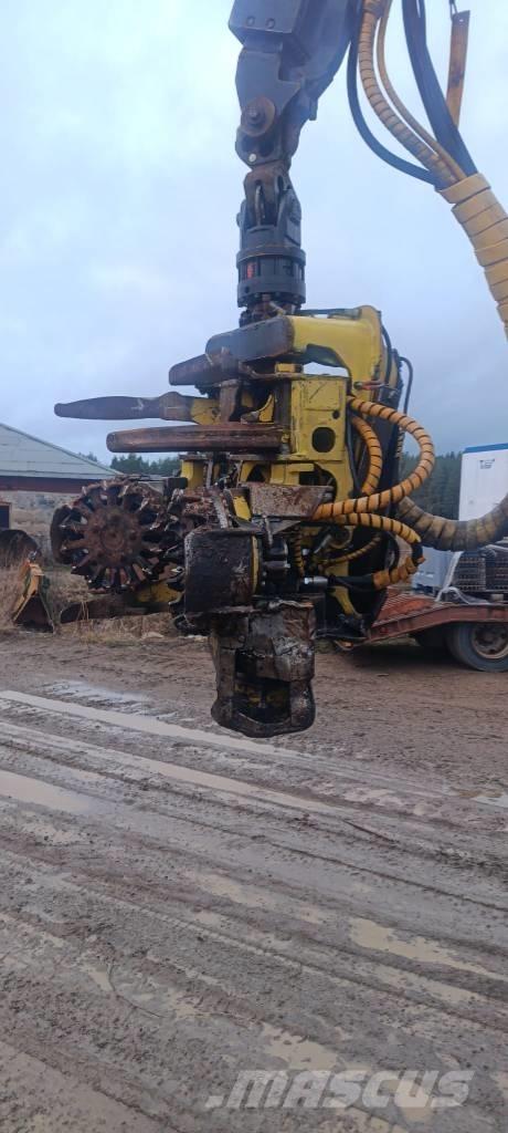 John Deere 770 D Harversteri