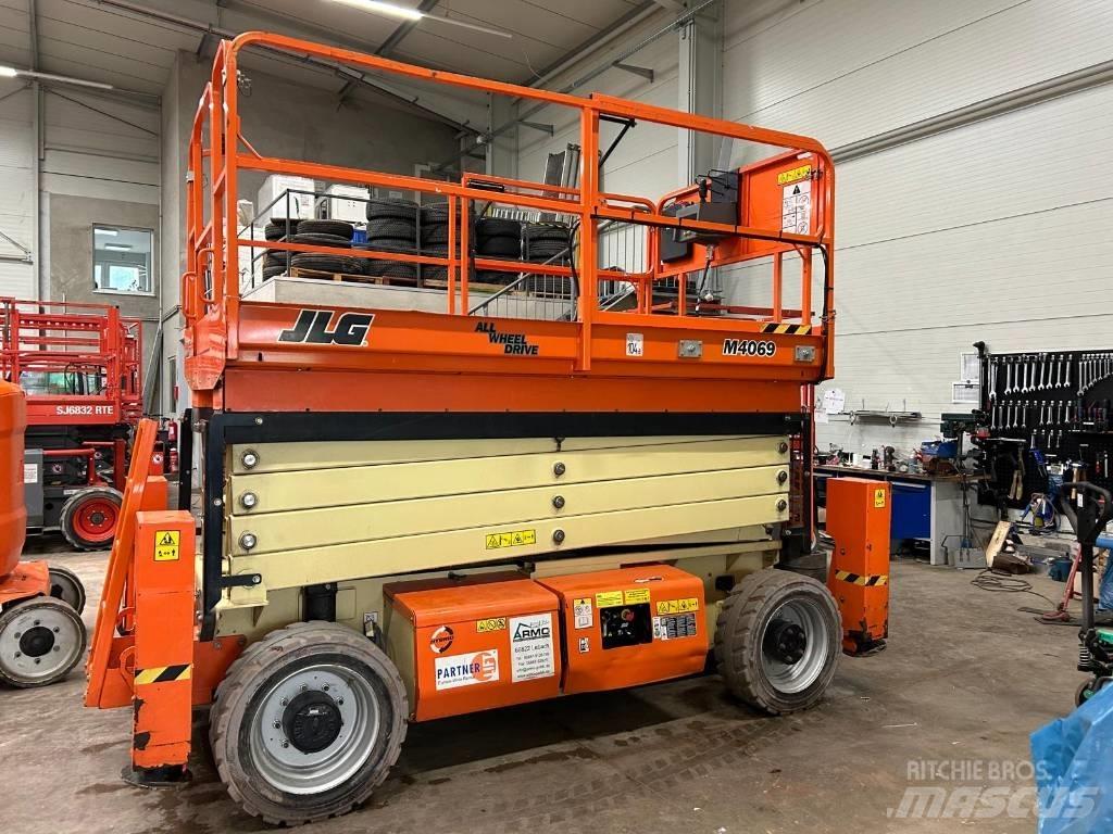 JLG M 4069 LE Škaraste platforme