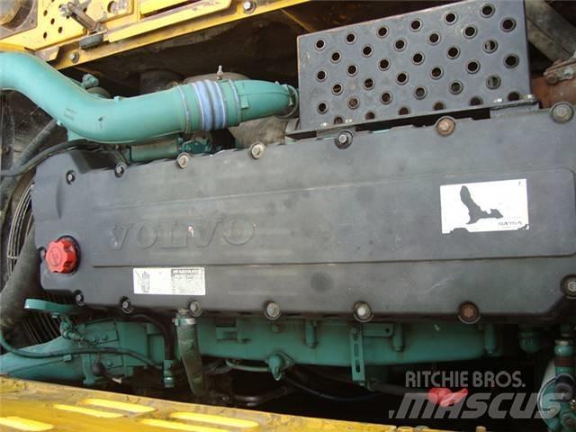 Volvo EC 460 B LC Bageri gusjeničari