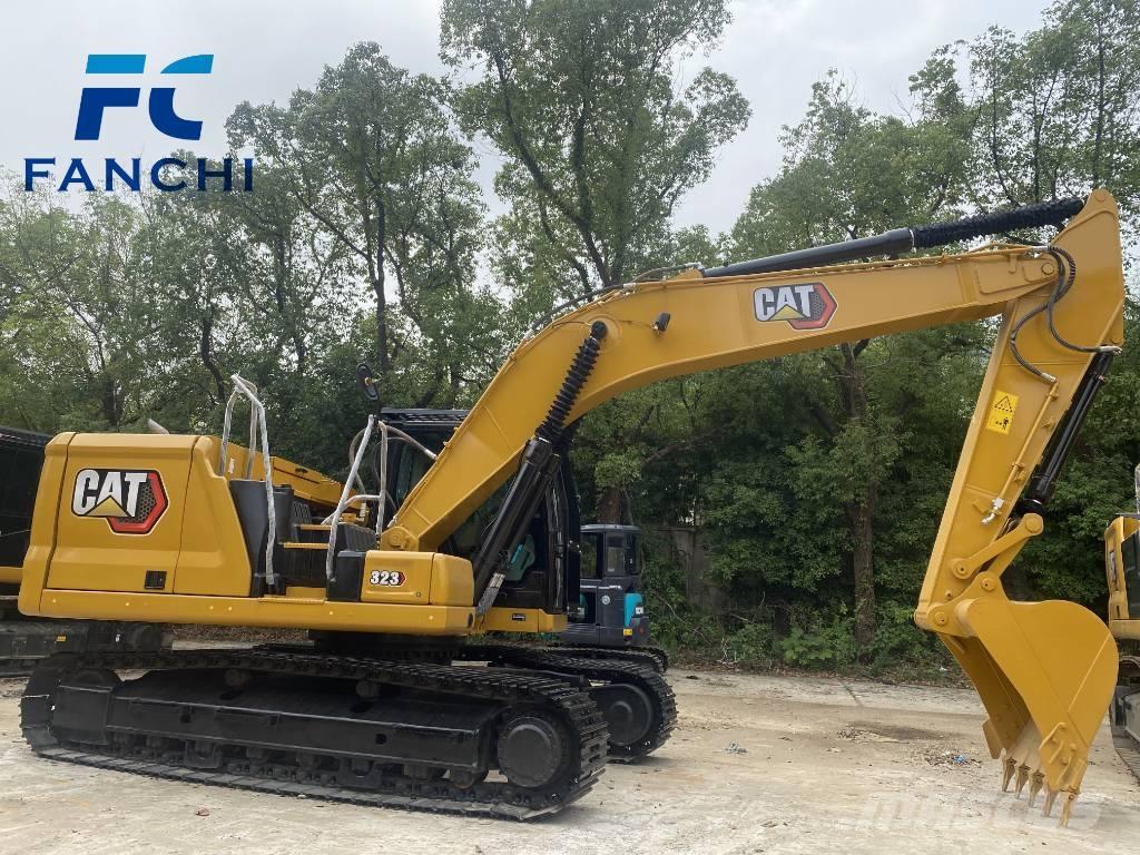 CAT 323 Bageri gusjeničari