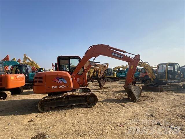 Doosan DH70-7 Mini bageri <7t