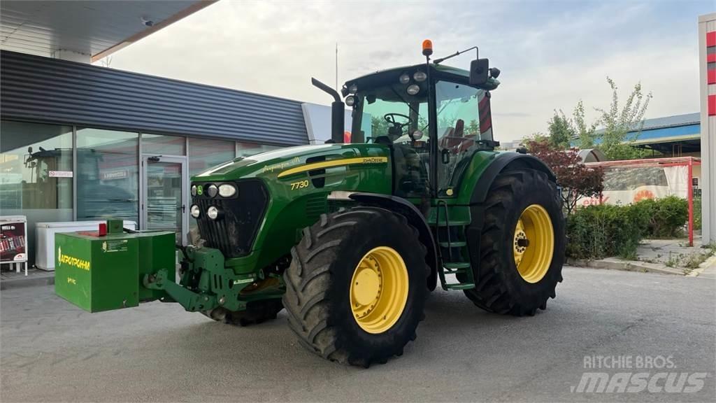 John Deere 7730 Traktori
