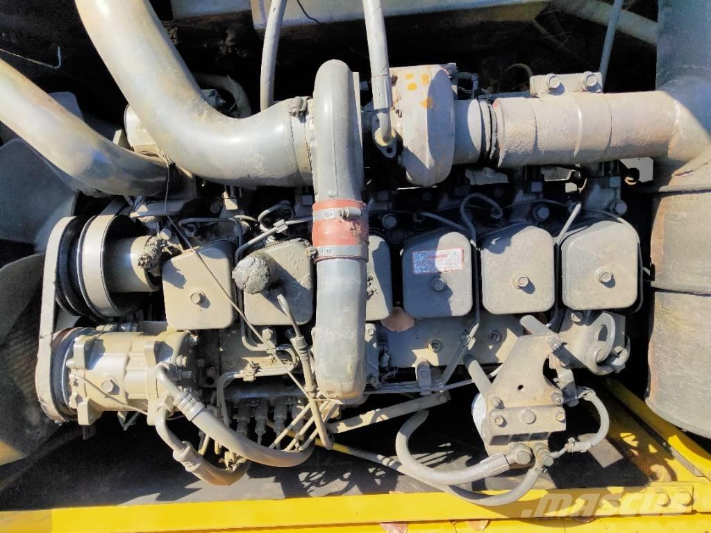 Komatsu PC200-6 Bageri gusjeničari