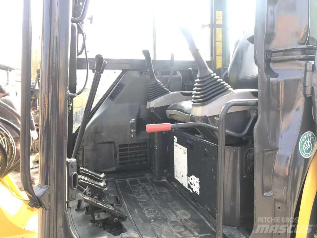 Komatsu PC 55 Bageri gusjeničari