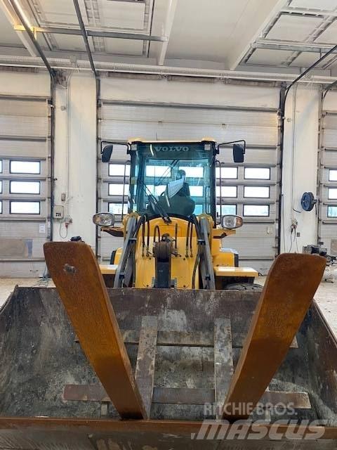 Volvo L 30 G Utovarivači na kotačima