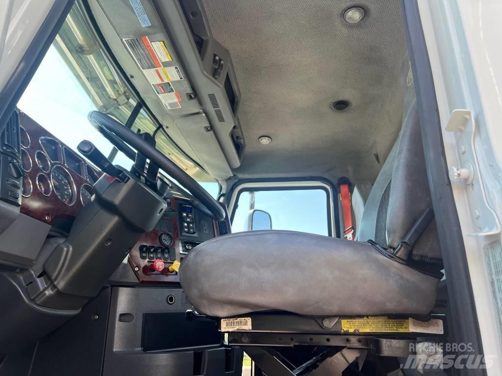 Mack CXU 613 Traktorske jedinice