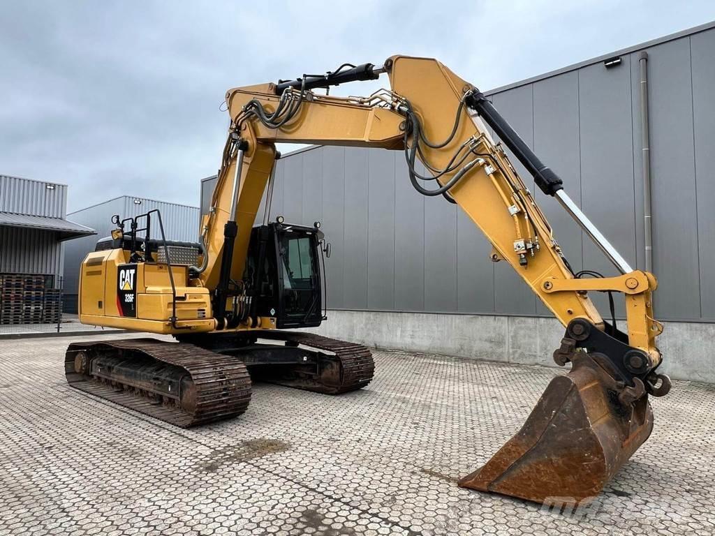 CAT 326F + GPS Bageri gusjeničari