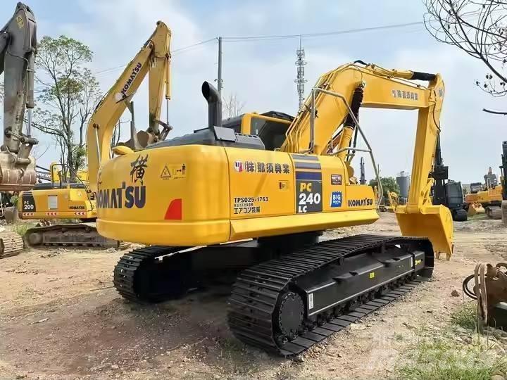 Komatsu PC240 Bageri gusjeničari